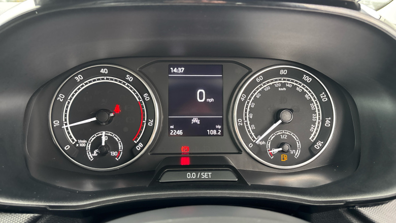 Skoda Fabia 1.0 MPI 80 SE Comfort 5dr Petrol Hatchback